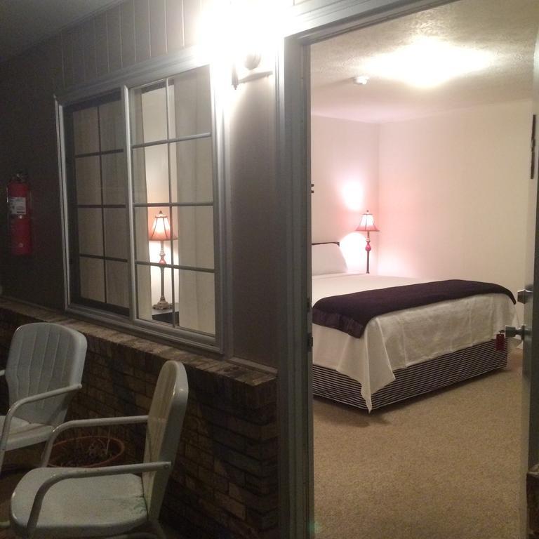 Cardinal Inn Maggie Valley Δωμάτιο φωτογραφία