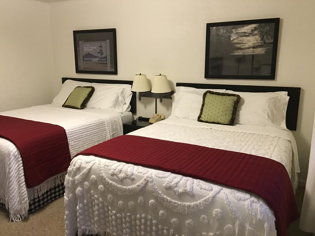 Cardinal Inn Maggie Valley Εξωτερικό φωτογραφία